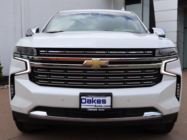 Used 2021 Chevrolet Suburban Premier with VIN 1GNSKFKD2MR155020 for sale in Kansas City