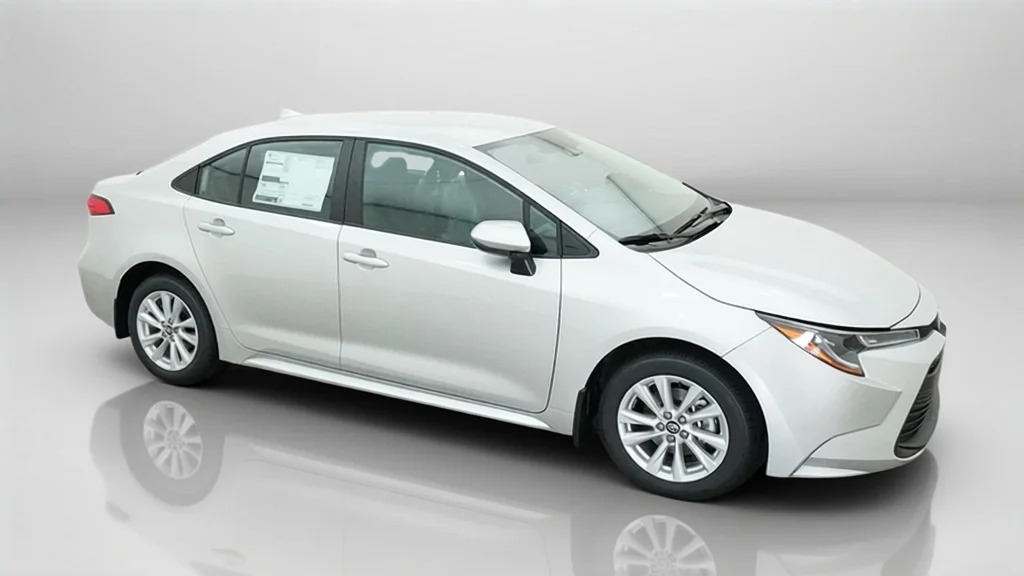 New 2027 Classic Silver Metallic Toyota LE image 6