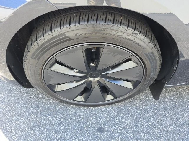 Used 2024 Black Tesla Long Range image 24