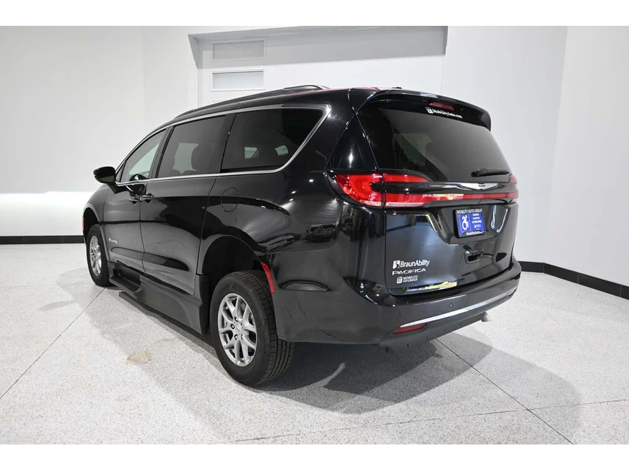 Used 2021 BLACK Chrysler Touring Mobility Handicap Van image 8
