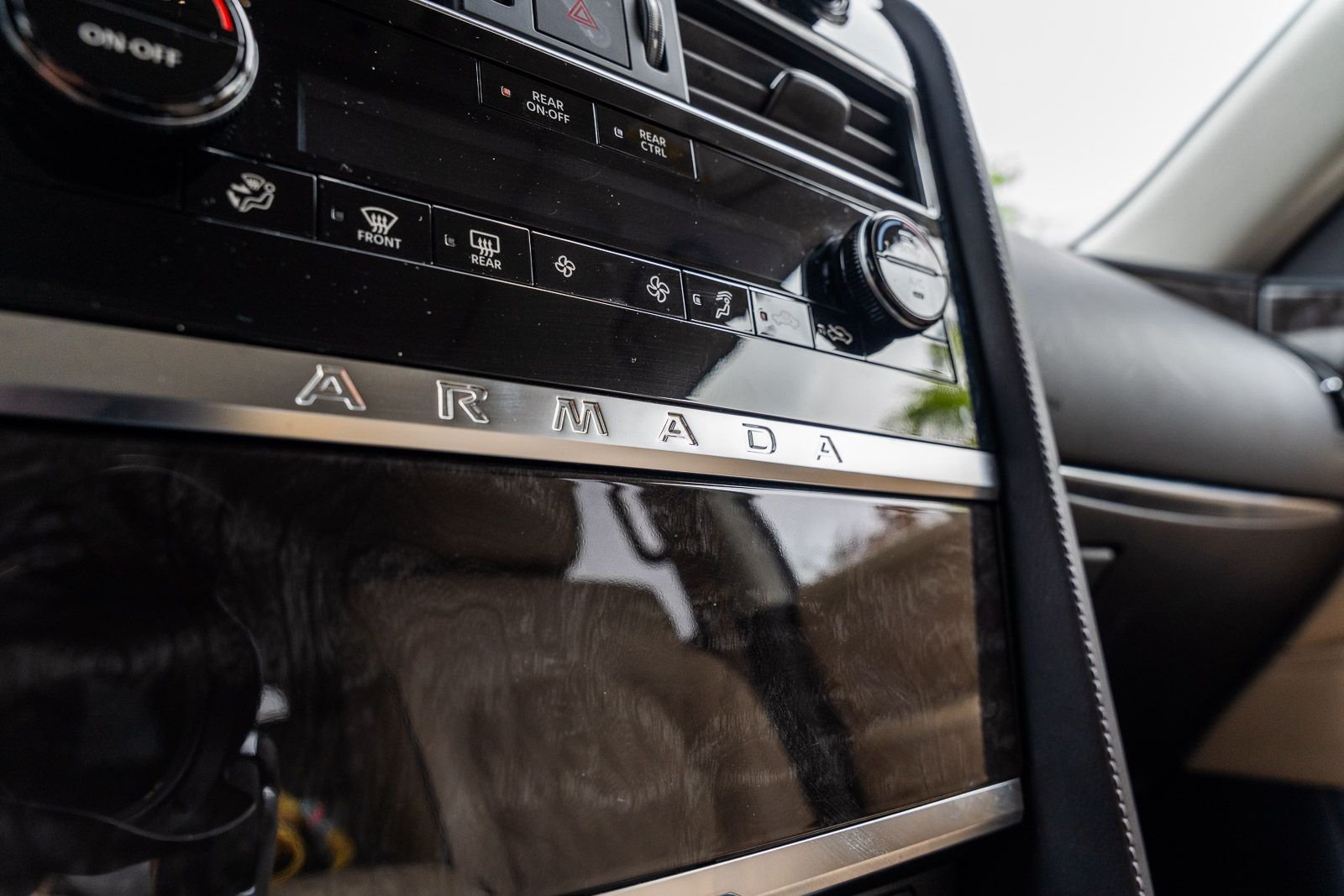 2023 Nissan Armada Platinum - Photo 52