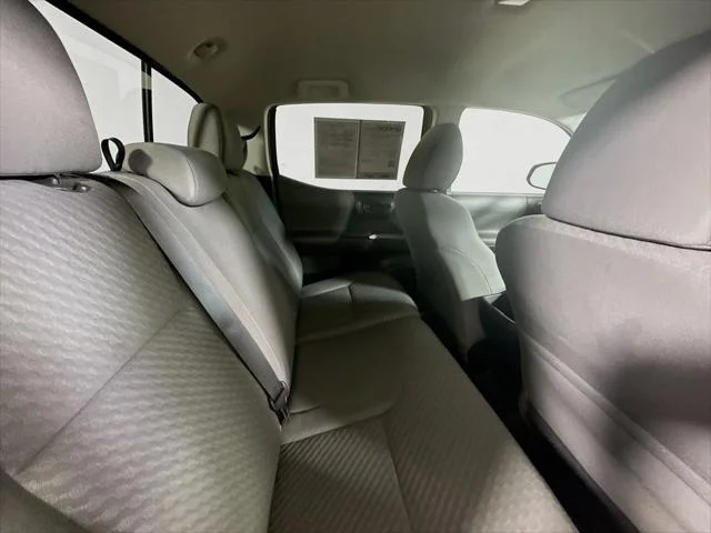Certified Used 2022 BARCELONA RED MET. Toyota  image 25