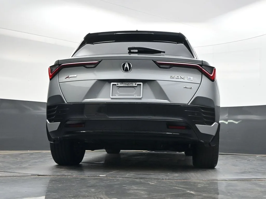 Used 2024 Mercury Silver Metallic Acura Base image 38