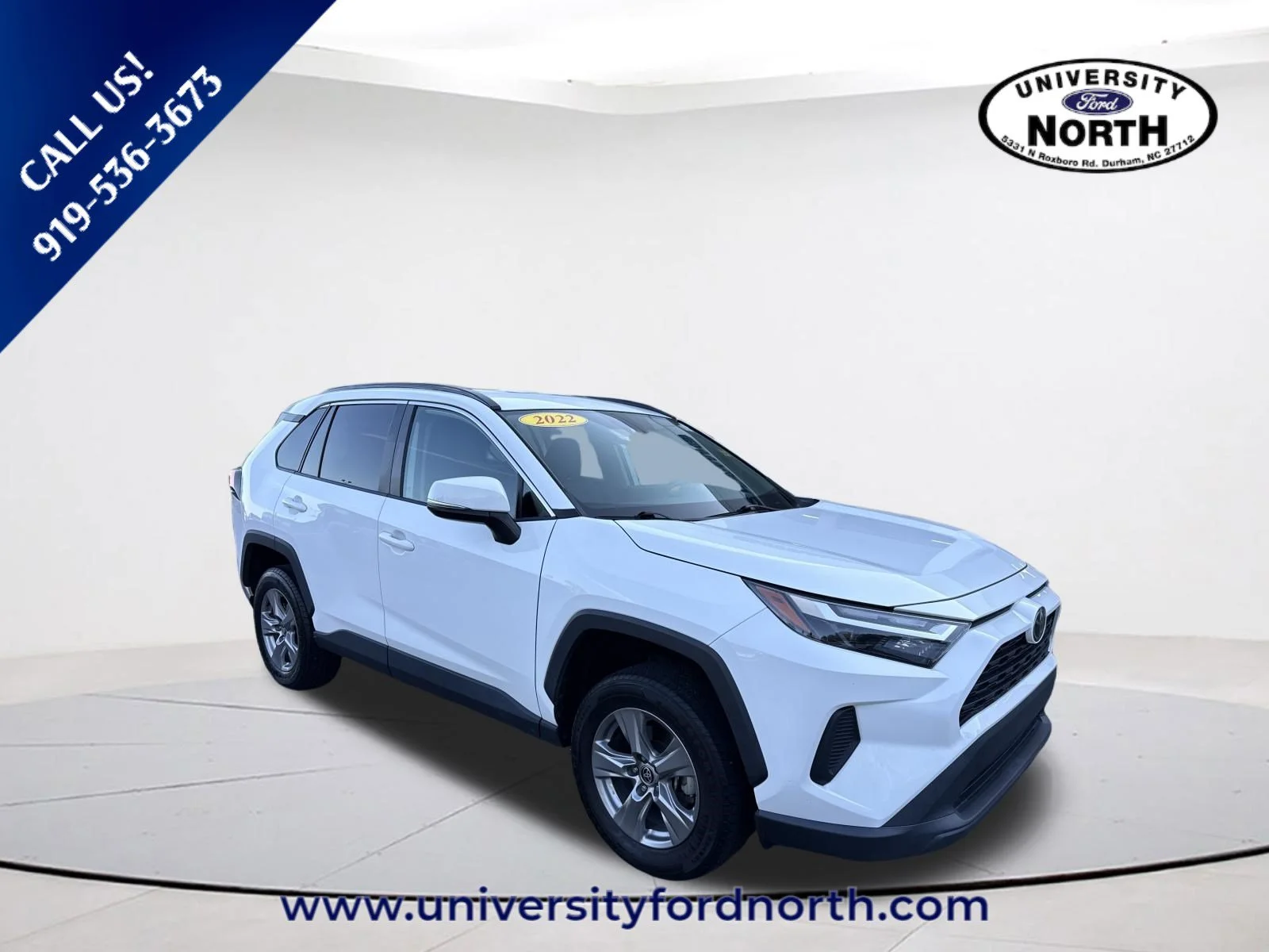 Used 2022 White Toyota XLE image 1