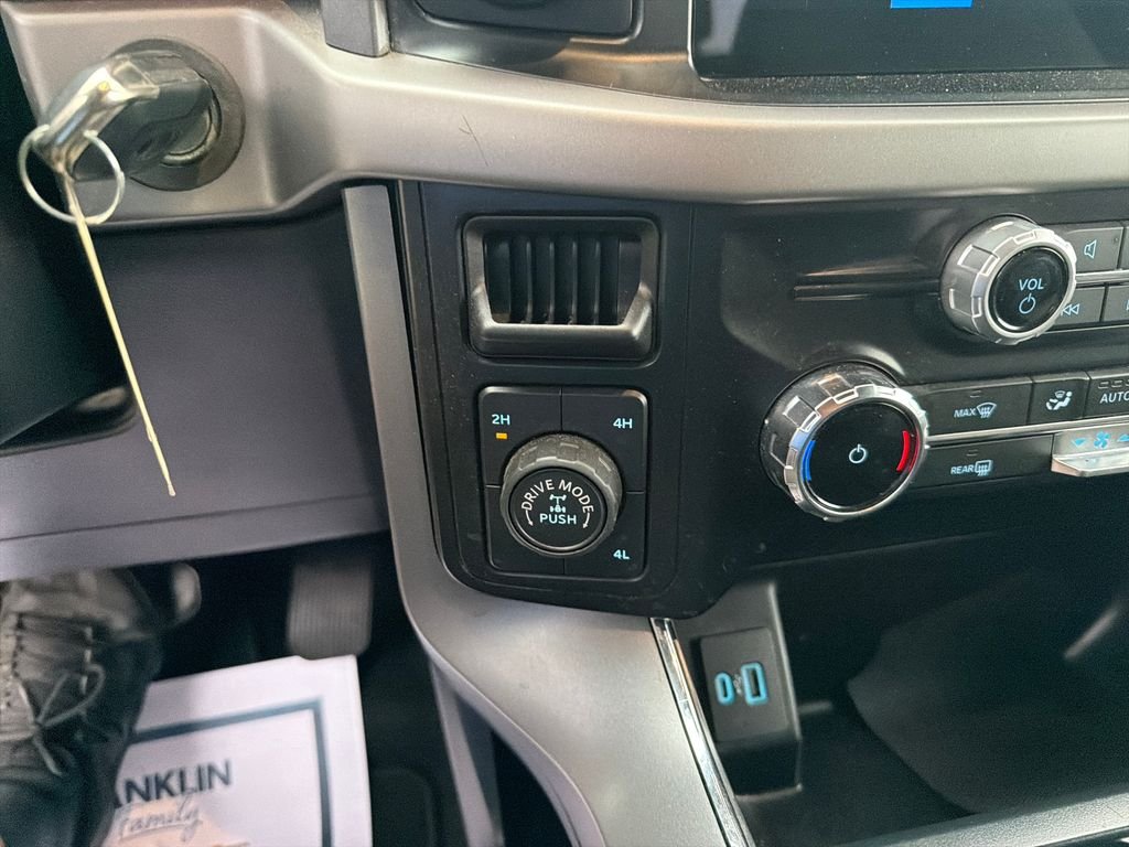 Used 2024 Silver Ford XLT image 16