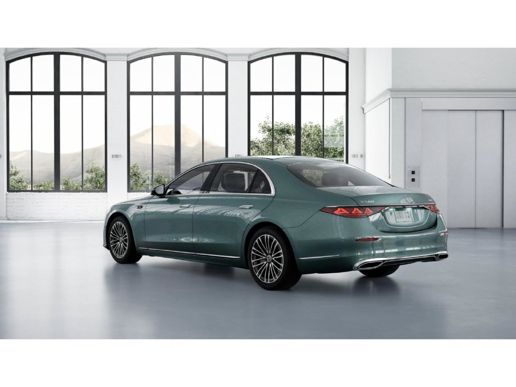 New 2027 Verde Silver Metallic Mercedes-Benz S 580 image 29