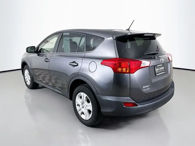 Used 2014 Gray Toyota LE image 5