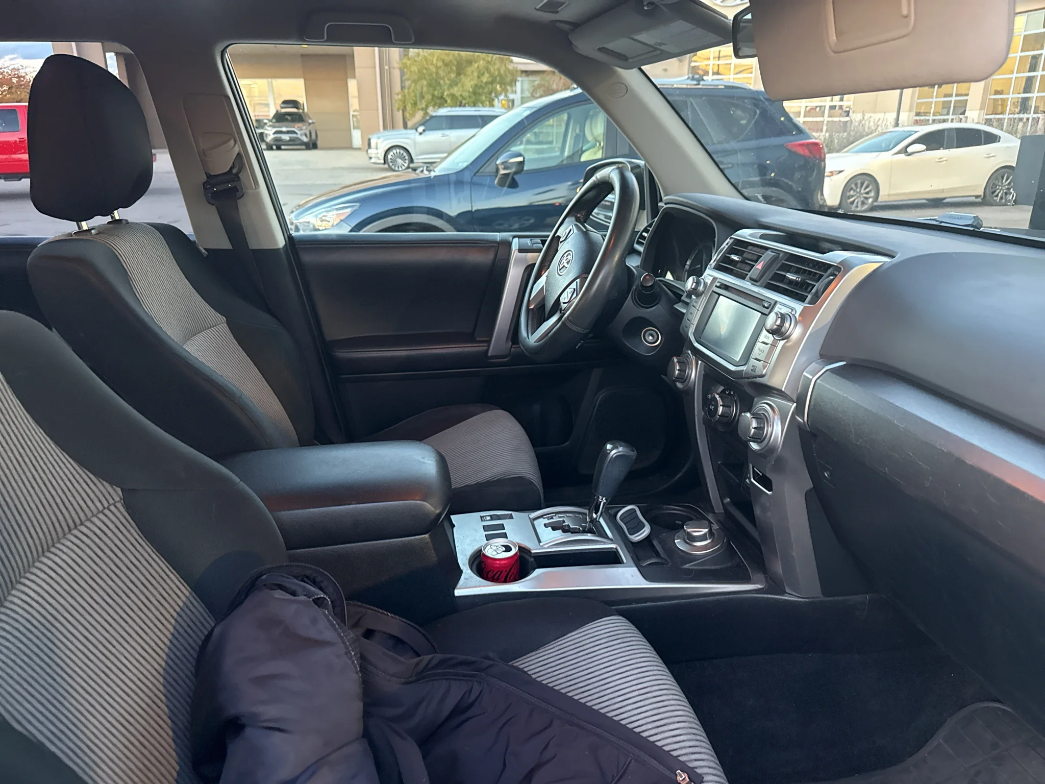 Used 2016 Magnetic Gray Metallic Toyota SR5 image 10