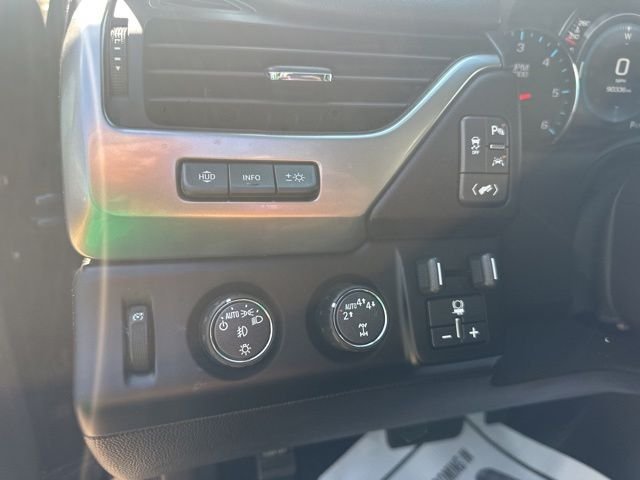 Used 2019 Gray Chevrolet Premier image 12