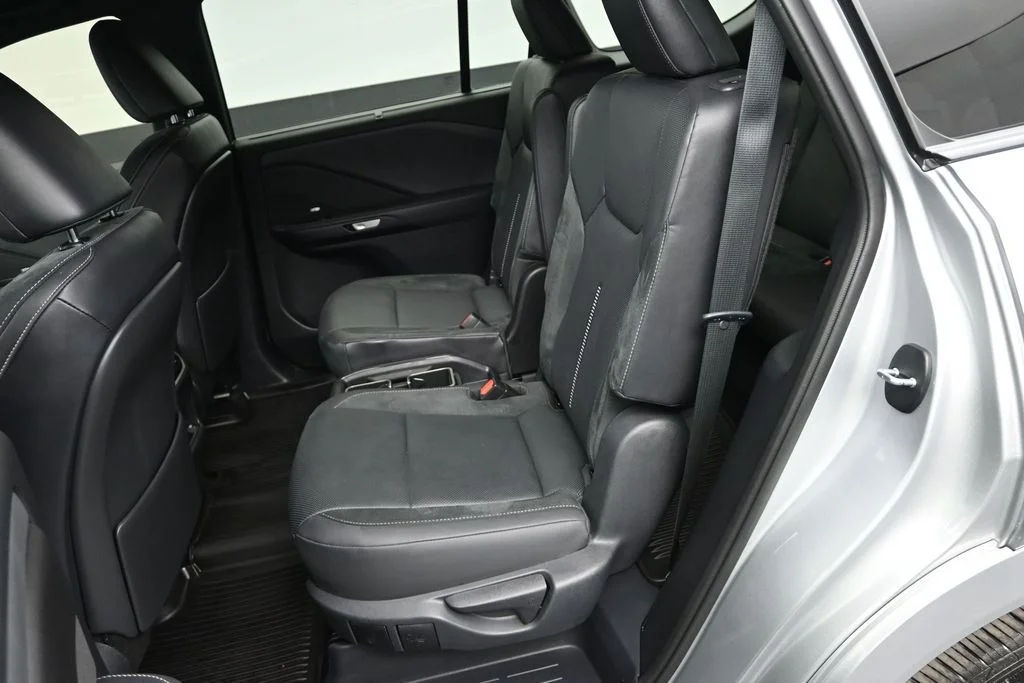 Used 2024 Silver Lexus 550h+ Luxury image 21