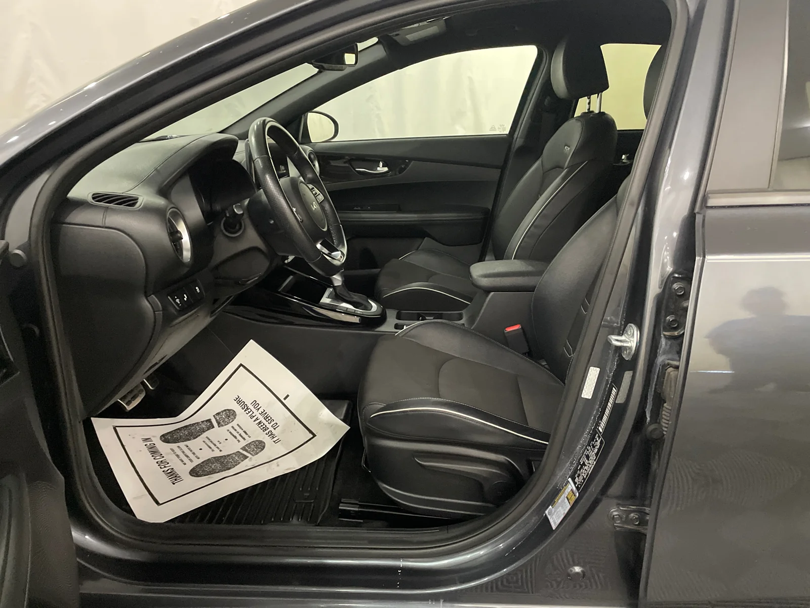 Used 2022 Gravity Gray Kia GT-Line image 11
