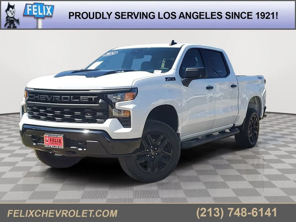 Used 2024 Summit White Chevrolet Custom Trail Boss image 1