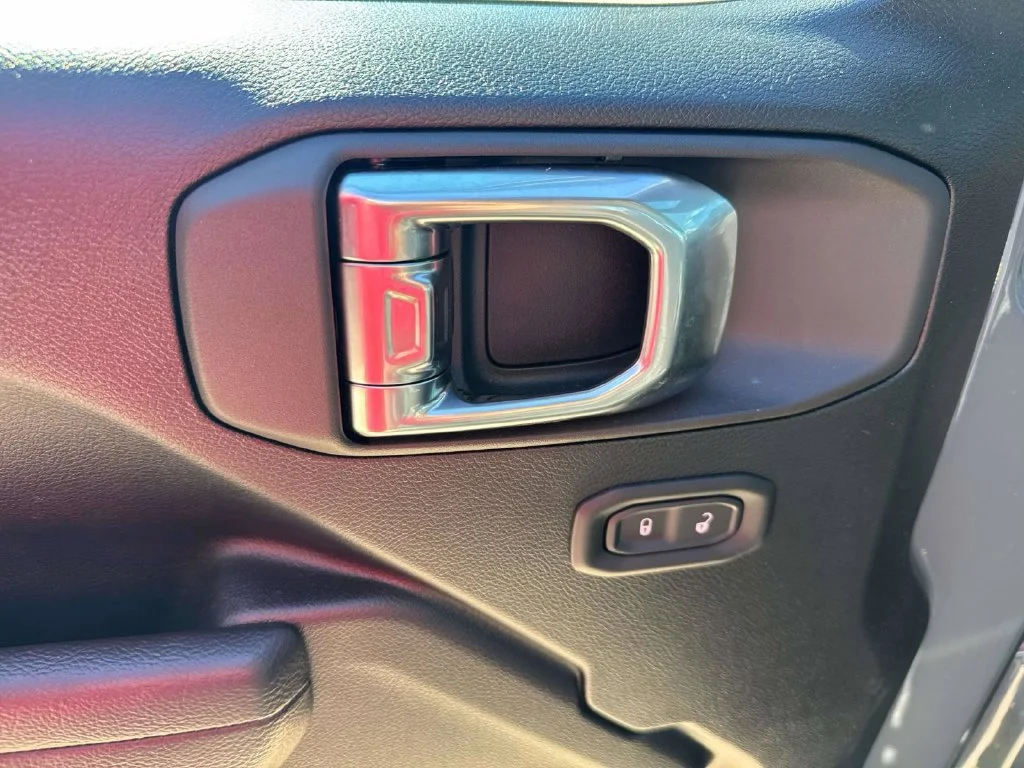 Used 2026 Gray Jeep Sport image 39