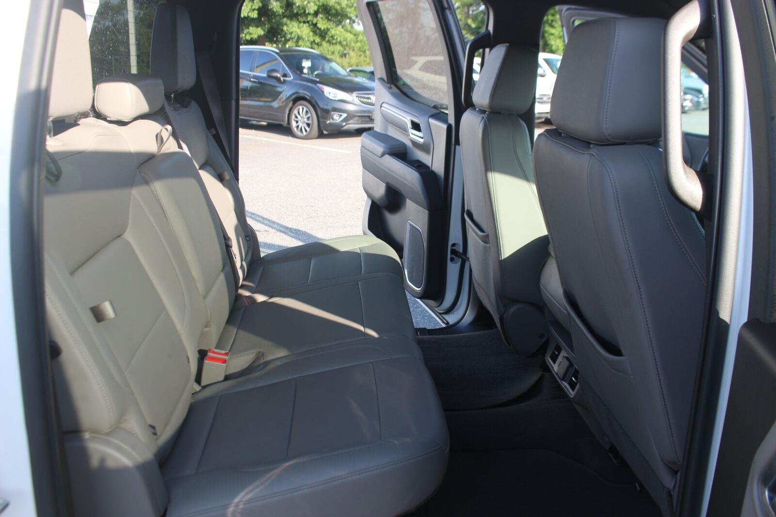 Used 2025 Summit White GMC SLT image 36