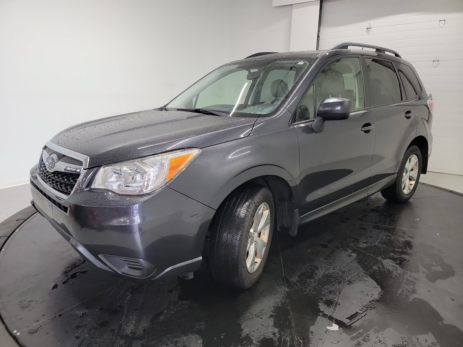 Used 2015 Dark Gray Metallic Subaru 2.5i Premium image 3