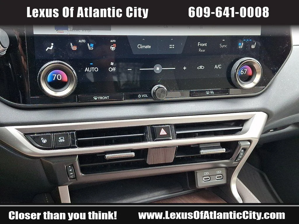 2023 Lexus RX 350 - Photo 17