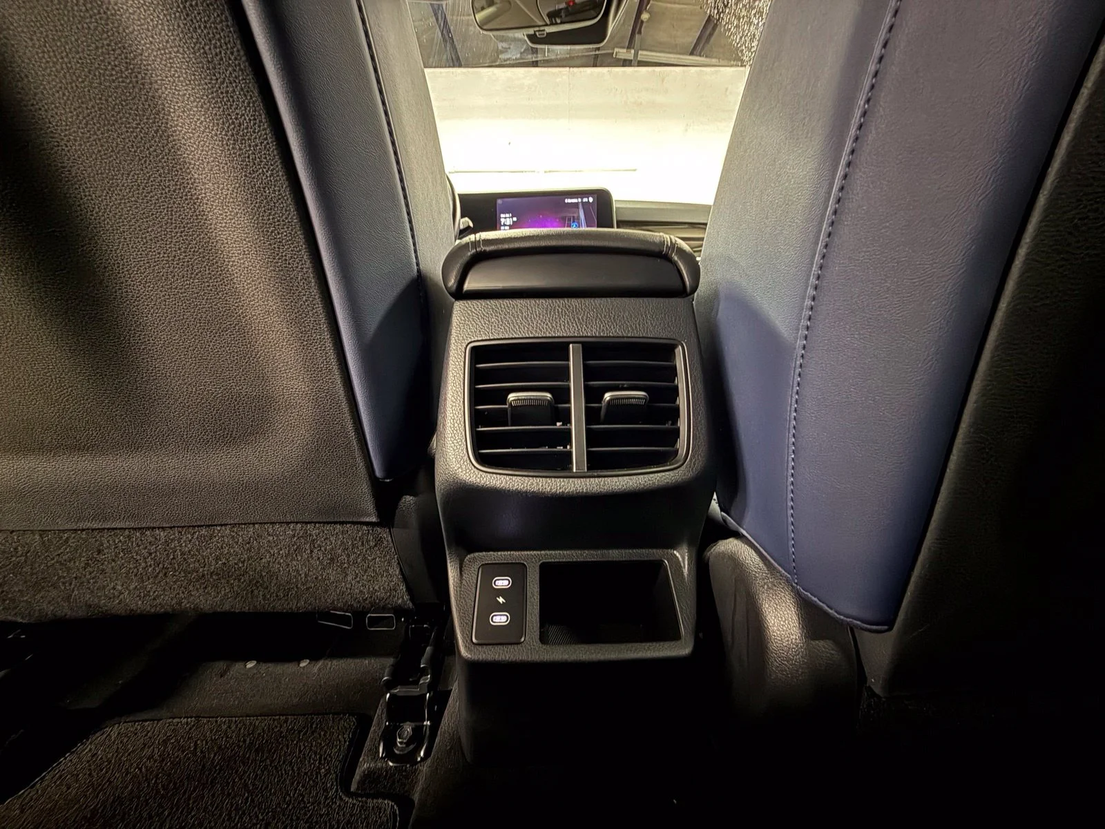 Used 2024 Black Kia S image 16