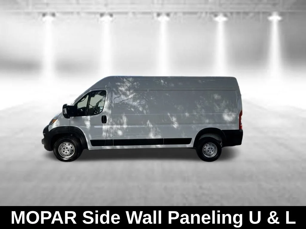 Used 2023 White Ram High Roof image 4
