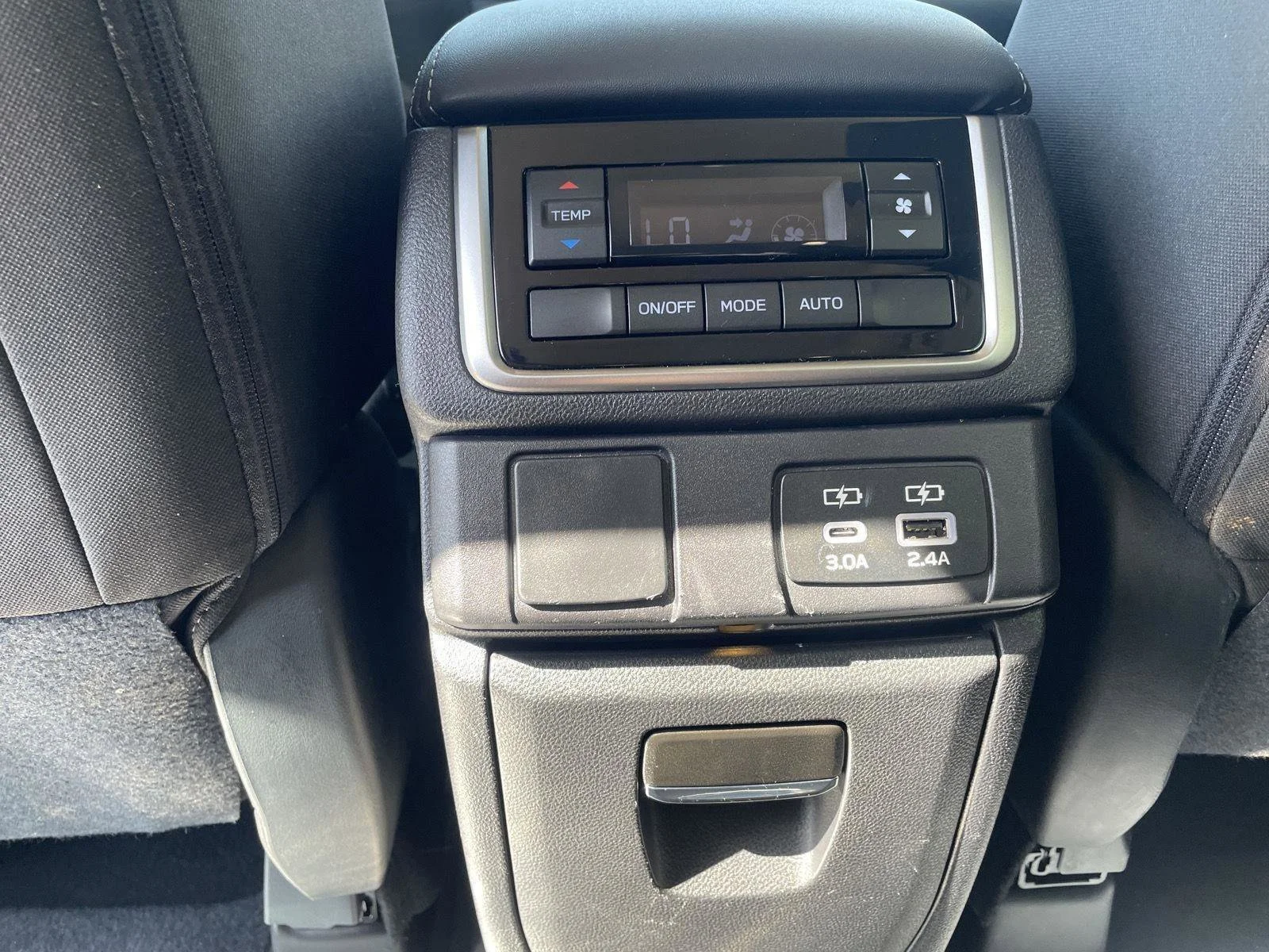 Certified Used 2025 Ice Silver Metallic Subaru Premium image 25