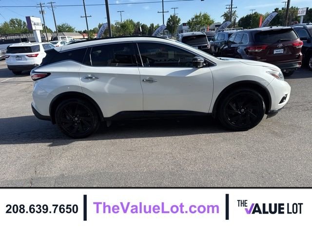 Used 2018 White Nissan SL image 3