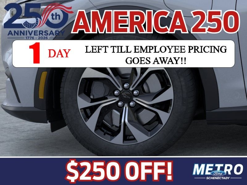 New 2026 Glacier Gray Metallic Tri-coat Ford Select image 19