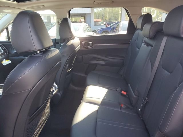 2025 Kia Sorento S - Photo 26