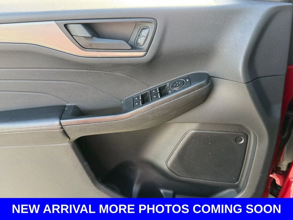 Used 2025 Red Ford Active image 34
