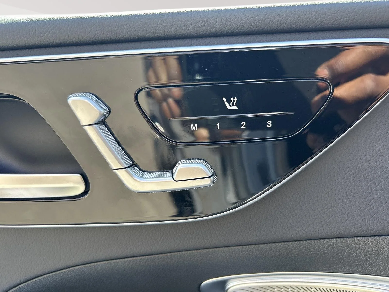New 2026 Cirrus Silver Metallic Mercedes-Benz C 300 image 21