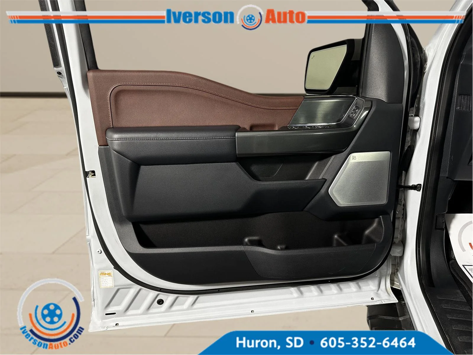 Used 2022 Space White Ford LARIAT image 17