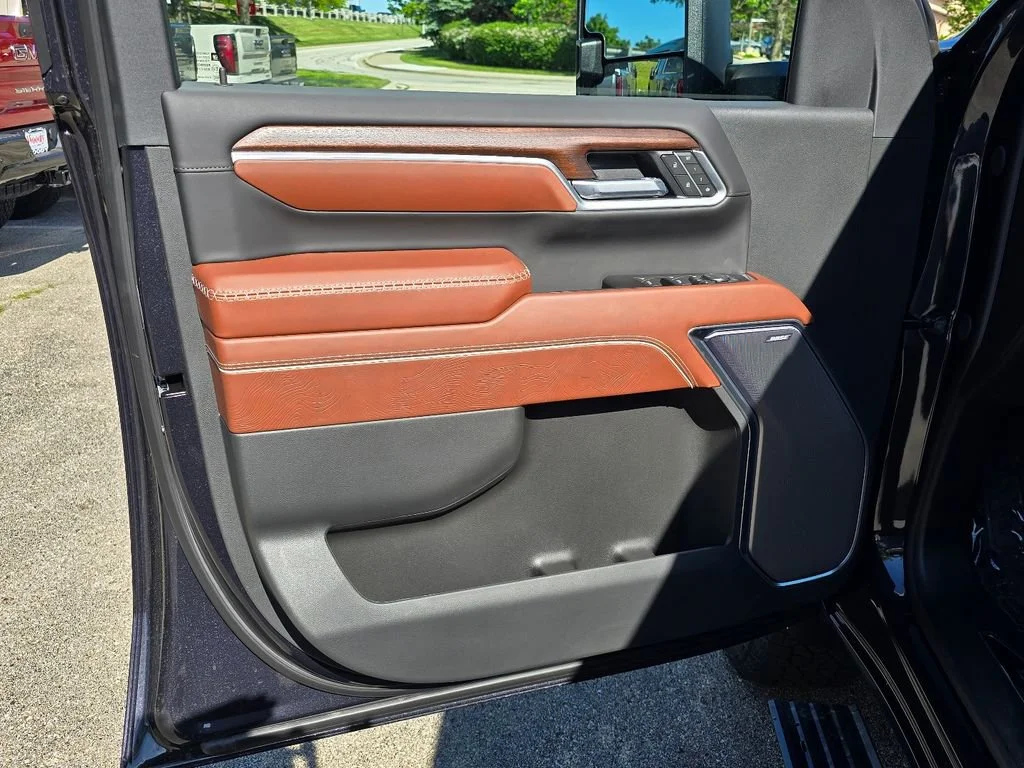 2026 GMC Sierra 2500HD Denali Ultimate - Photo 12