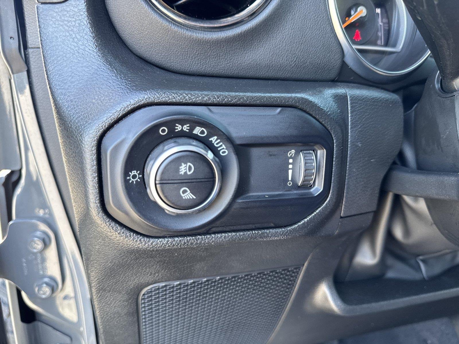 Used 2023 Sting-Gray Clearcoat Jeep High Altitude image 16