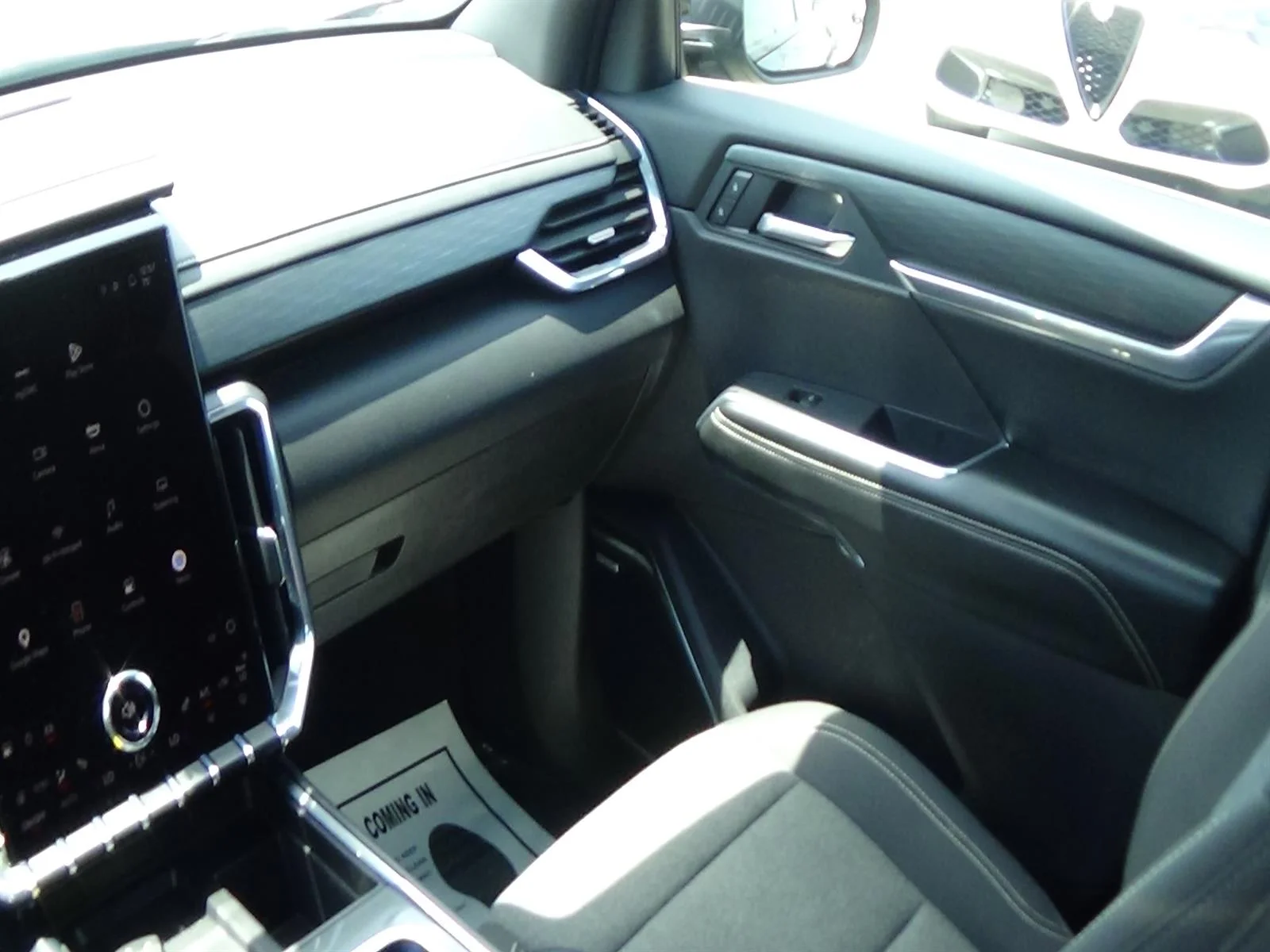 Used 2025 Ebony Twilight Metallic (gb8) GMC Elevation image 15
