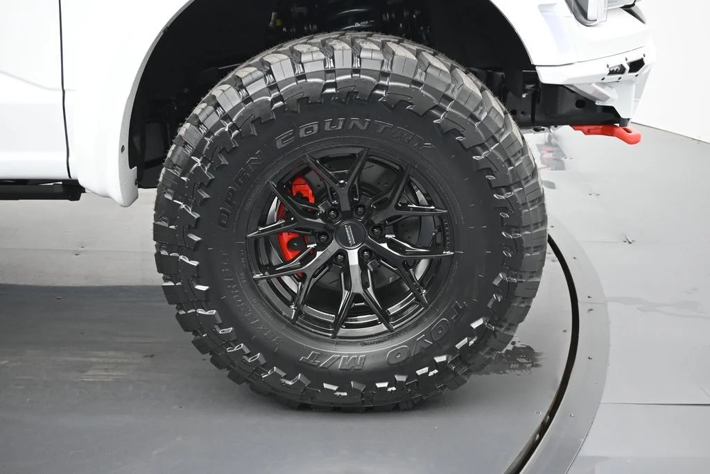 New 2026 Oxford White Ford Raptor image 25