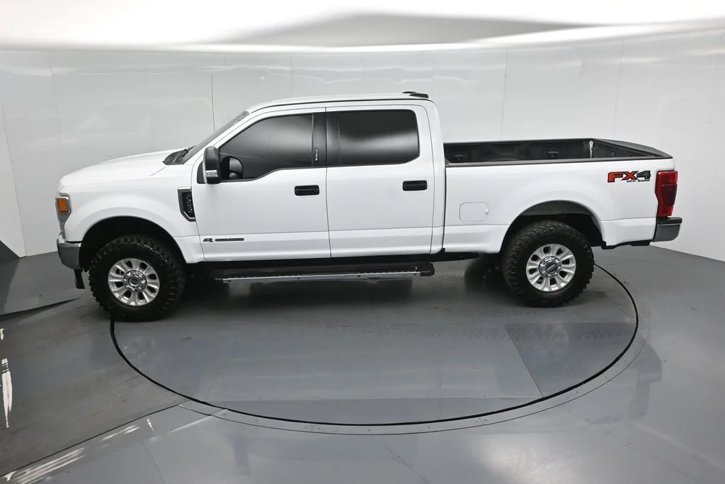 Used 2021 White Ford XLT image 38
