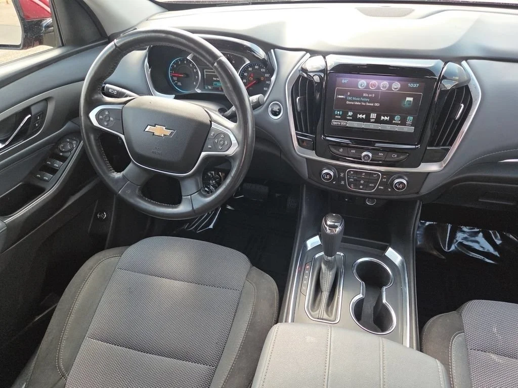 Used 2018 Cajun Red Tintcoat Chevrolet LT image 32