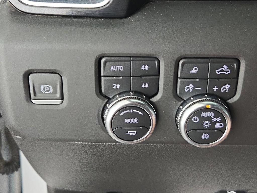 Used 2024 Summit White GMC Denali Ultimate image 24