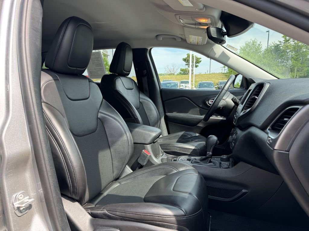 2021 Jeep Cherokee Latitude Plus - Photo 9