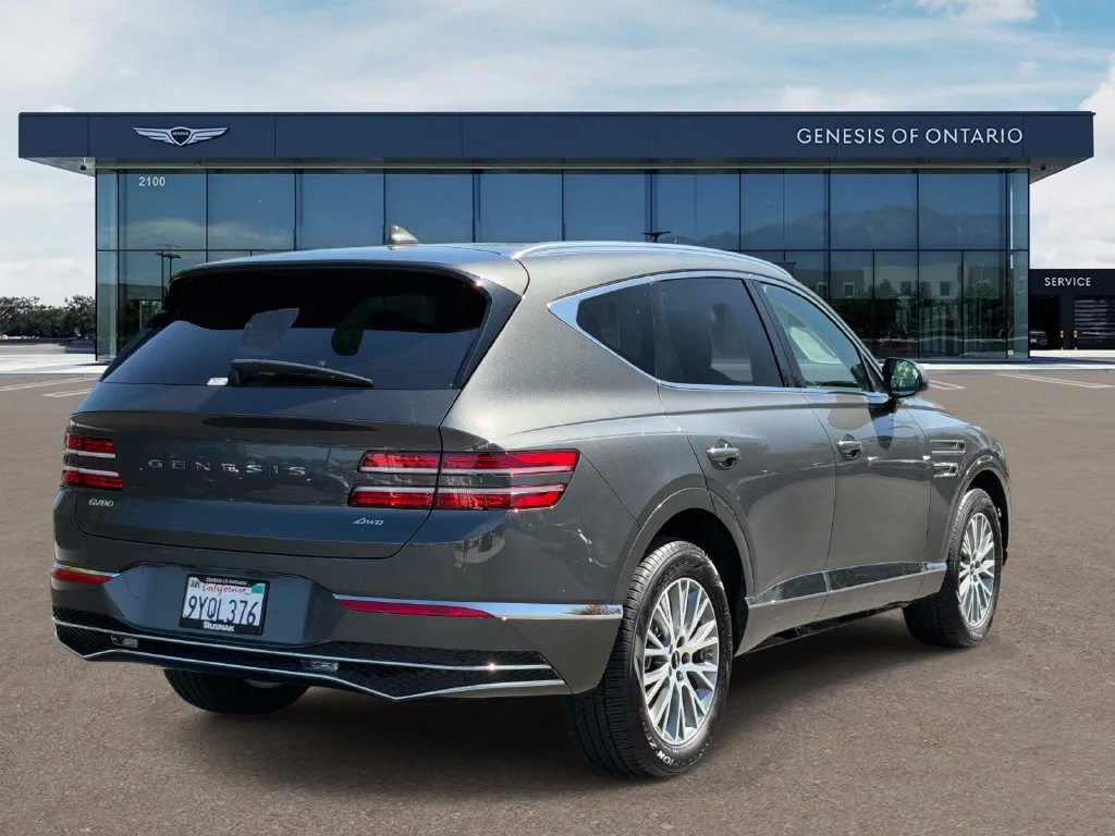Used 2026 Gray Genesis 2.5T image 4