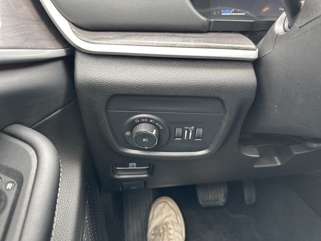 Used 2024 Red Jeep Limited image 25