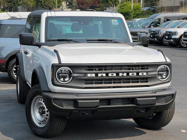 2026 Ford Bronco Base