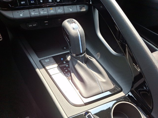 New 2026 White Hyundai Base image 17