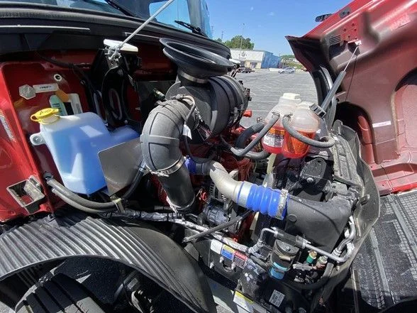 Used 2024 Red Mack  image 60