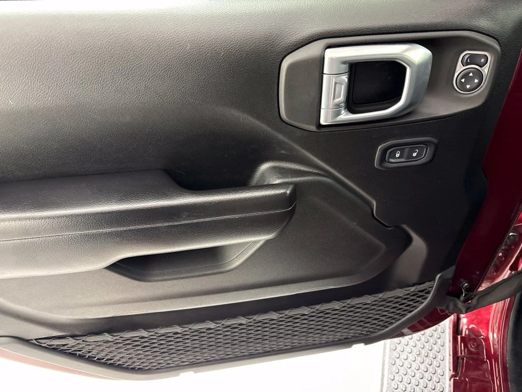 Used 2021 Red Jeep Unlimited Sport image 23