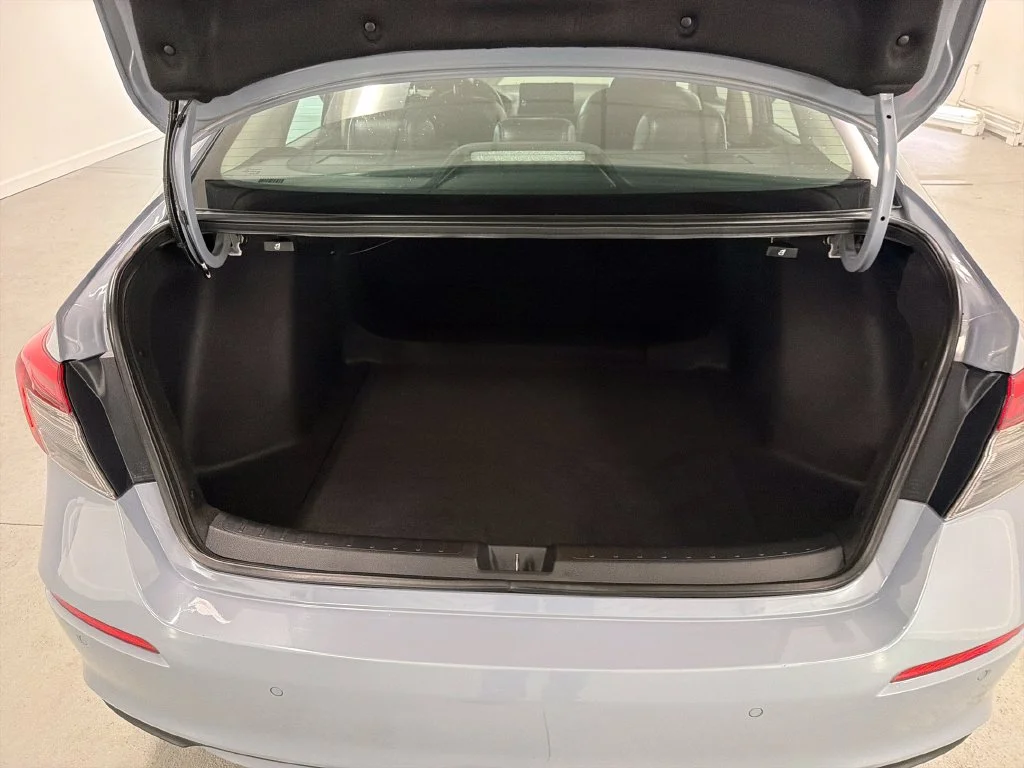 Used 2024 Gray Honda Touring image 9