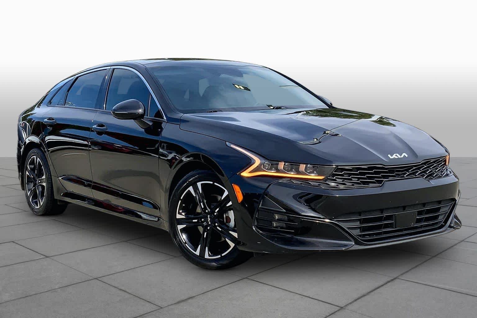 Used 2023 Ebony Black Kia GT-Line image 3