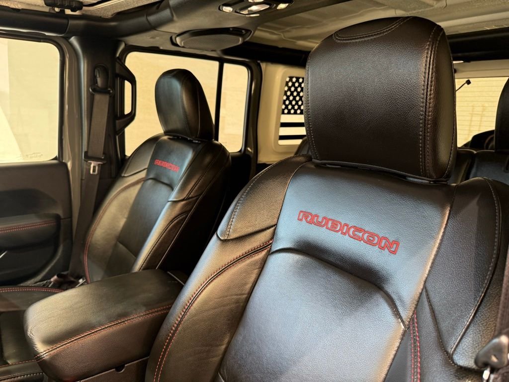Used 2021 Gray Clearcoat Jeep Unlimited Rubicon image 32