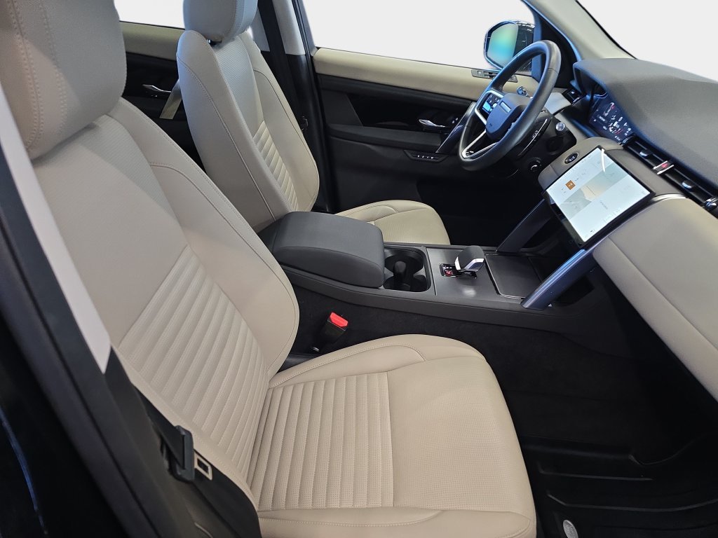 Certified Used 2025 Black Land Rover S image 12