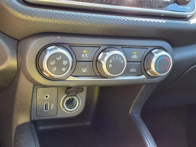Used 2025 Gray Nissan S image 7