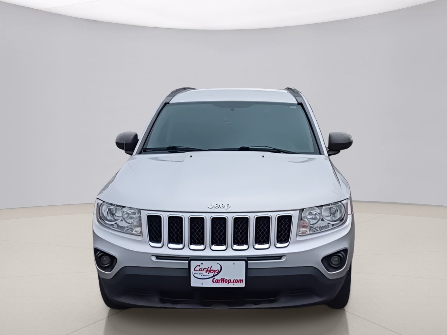 Used 2011 Silver Jeep NORTH EDITION image 10