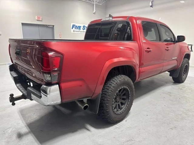 Used 2019 Red Toyota SR5 image 5